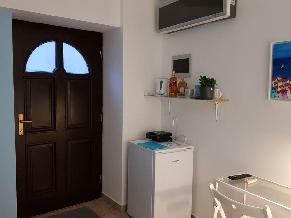 L&M Room Пула Экстерьер фото
